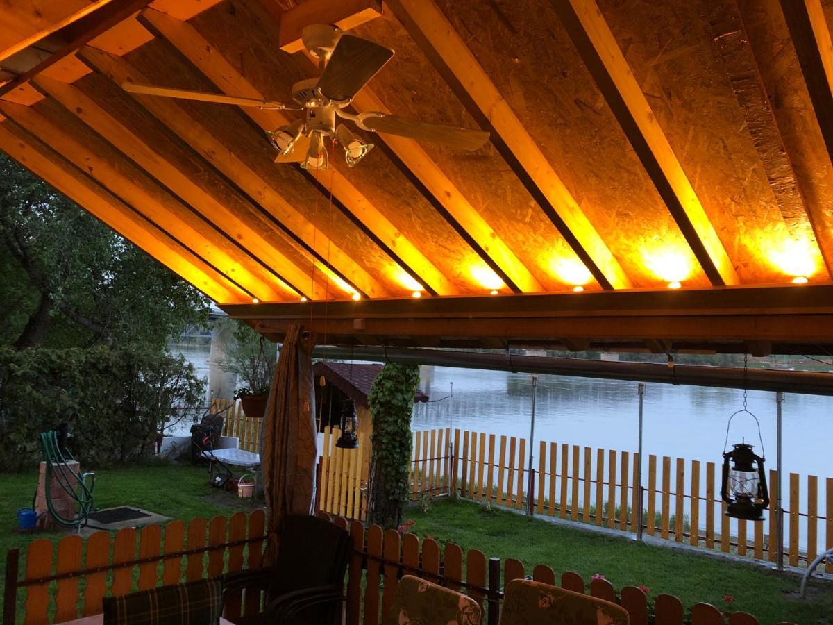 Hero 4 Sterne Ferienhaus Baja Exteriör bild