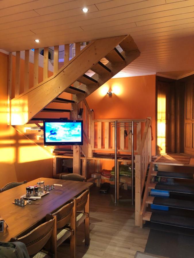 Hero 4 Sterne Ferienhaus Baja Exteriör bild