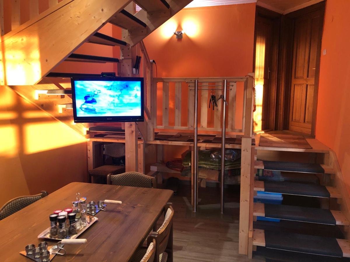 Hero 4 Sterne Ferienhaus Baja Exteriör bild