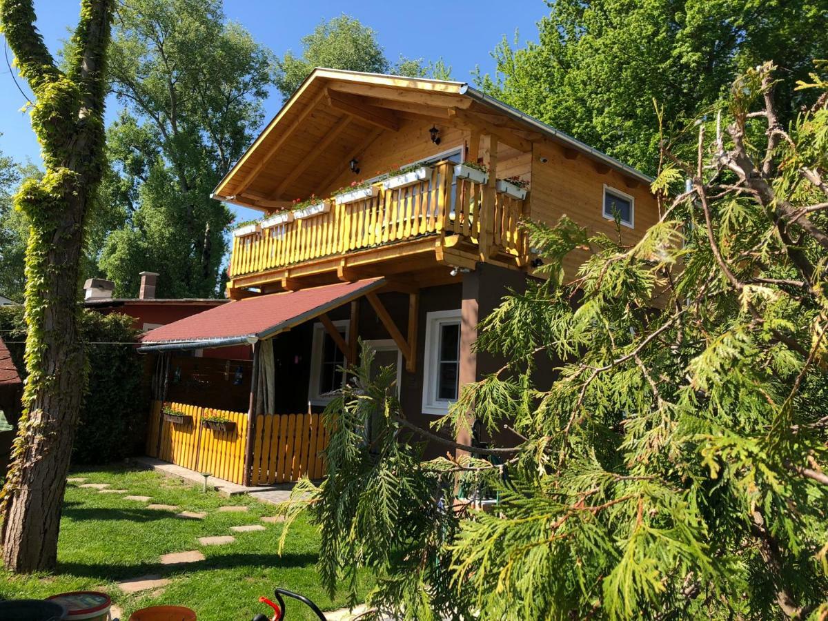Hero 4 Sterne Ferienhaus Baja Exteriör bild