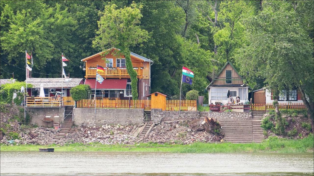 Hero 4 Sterne Ferienhaus Baja Exteriör bild